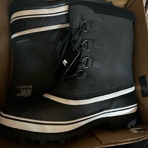 Sorel Men's Black and White Snow Boots